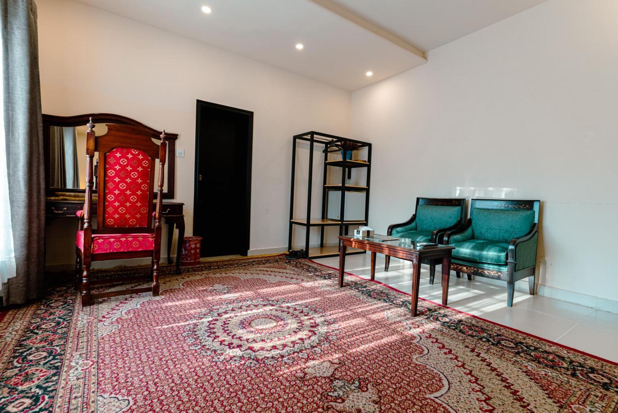 Vip House Peshawar Hotel Екстериор снимка